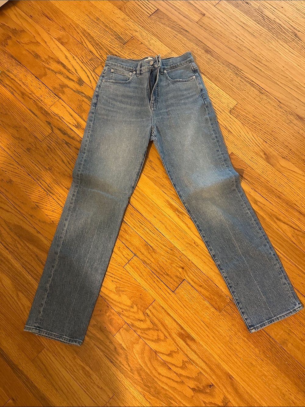 Classic Women’s Blue Jeans - Straight Fit